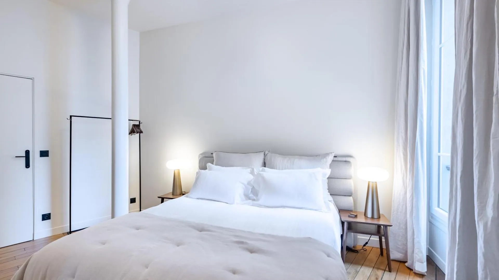 Luxury Appartment Near Louvre -Topquartier- Near Metro París Apartamento
